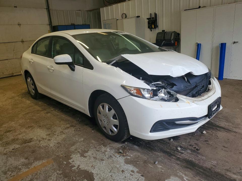 Photo 4 from auction – 2015 HONDA CIVIC with VIN 19XFB2F50FE276701