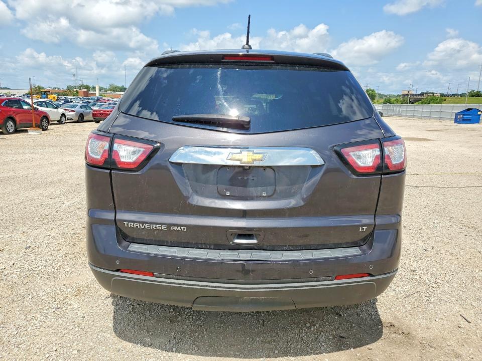 Photo 6 from auction – 2017 CHEVROLET TRAVERSE with VIN 1GNKVGKD4HJ277685
