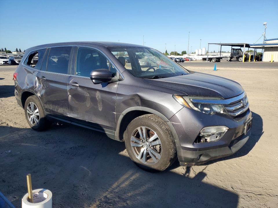 Photo 4 from auction – 2016 HONDA PILOT with VIN 5FNYF5H55GB047258