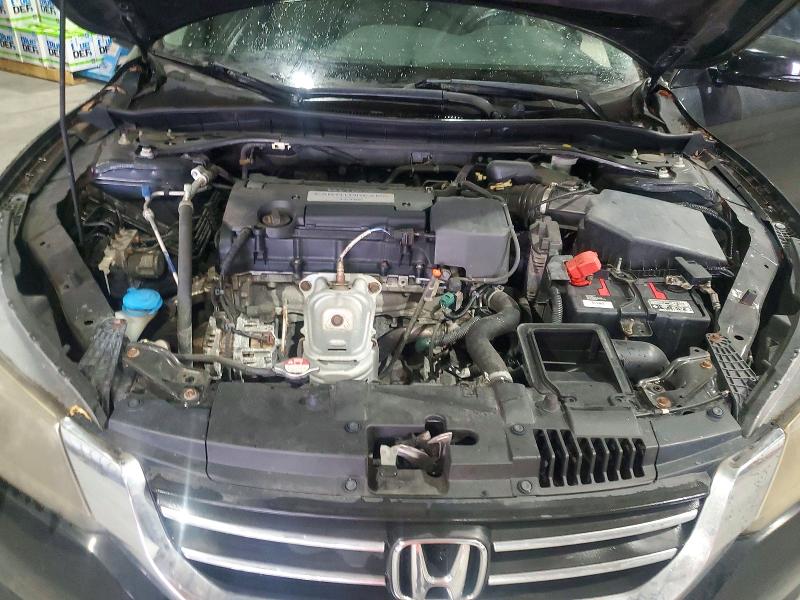 Photo 11 from auction – 2015 HONDA ACCORD with VIN 1HGCR2F83FA066039