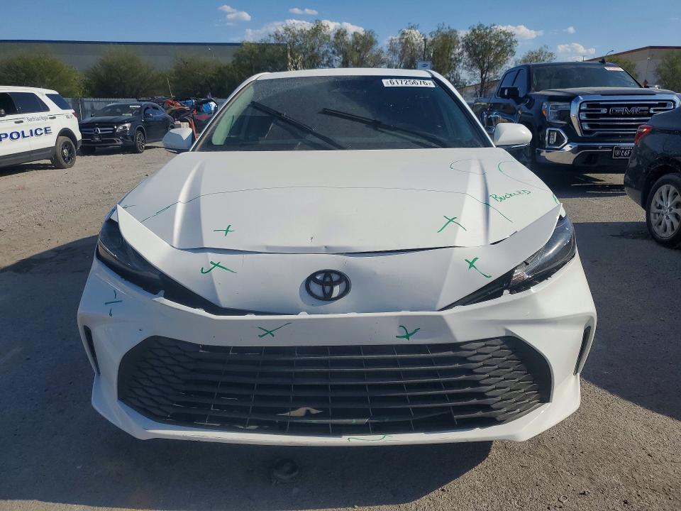 Photo 5 from auction – 2026 TOYOTA CAMRY with VIN 4T1DAACK6TU735611