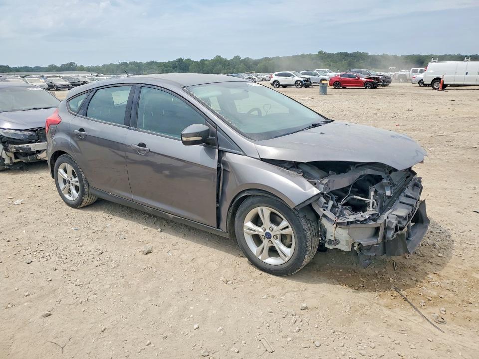 Photo 4 from auction – 2014 FORD FOCUS with VIN 1FADP3K2XEL362877