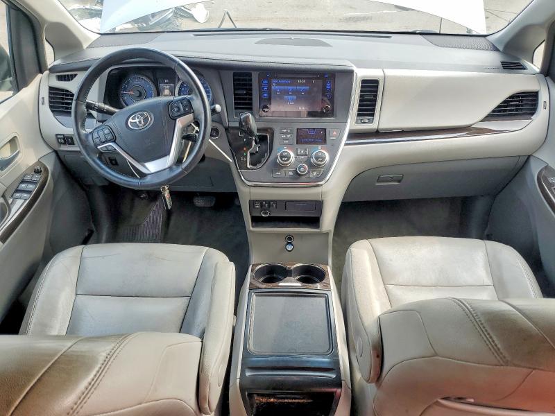 Photo 8 from auction – 2015 TOYOTA SIENNA with VIN 5TDYK3DC4FS537480