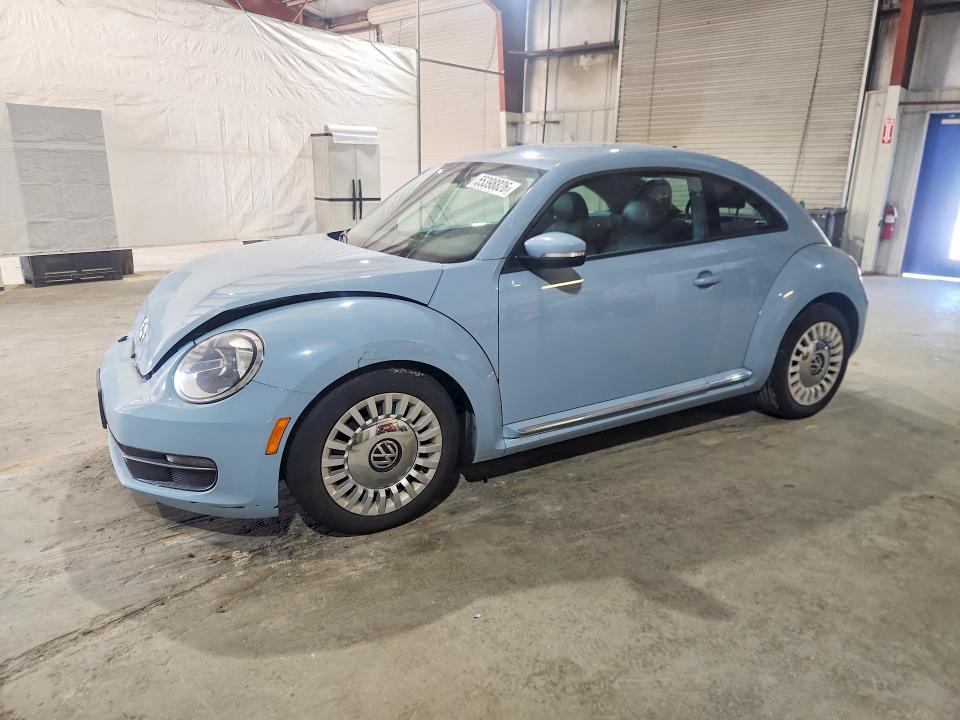 Photo 1 from auction – 2014 VOLKSWAGEN BEETLE with VIN 3VWJP7AT3EM629853