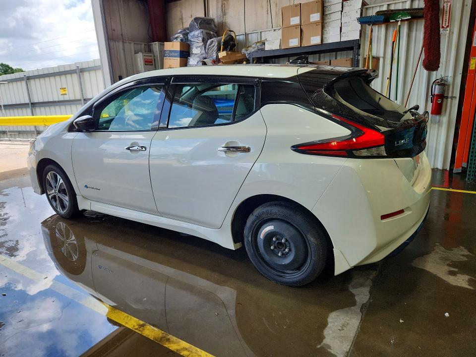 Photo 2 from auction – 2019 NISSAN LEAF with VIN 1N4BZ1CP2KC316262
