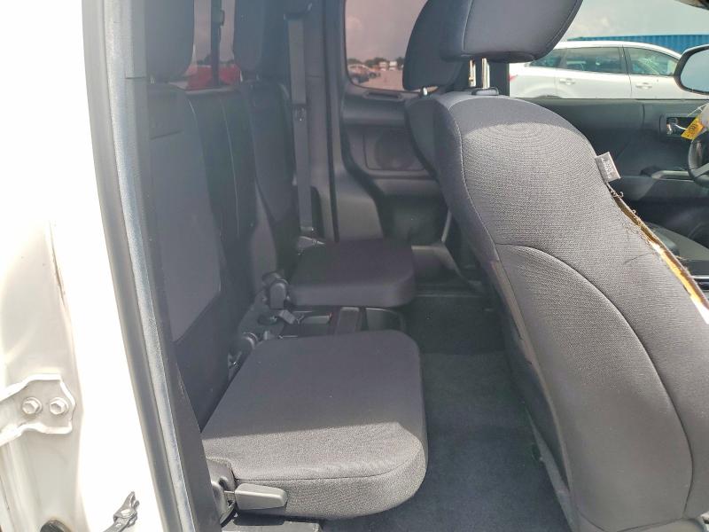 Photo 10 from auction – 2022 TOYOTA TACOMA with VIN 3TYRZ5CN5NT020657