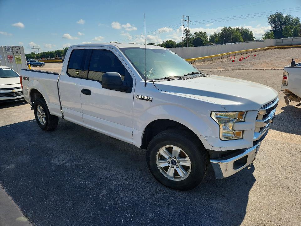 Photo 4 from auction – 2016 FORD F150 with VIN 1FTFX1EF3GKE85841