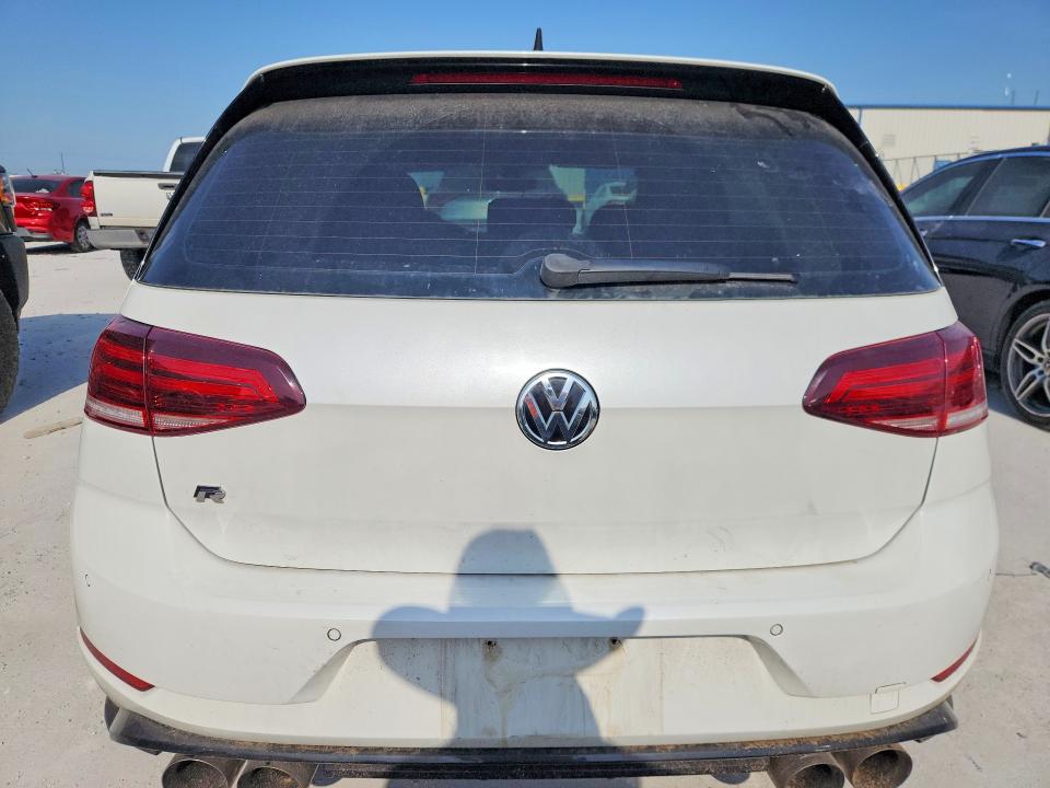 Photo 6 from auction – 2019 VOLKSWAGEN GOLF R with VIN WVWVA7AU3KW143375