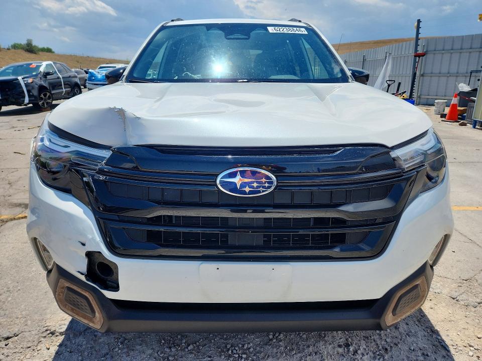 Photo 5 from auction – 2025 SUBARU FORESTER with VIN JF2SLSJD5SH417763