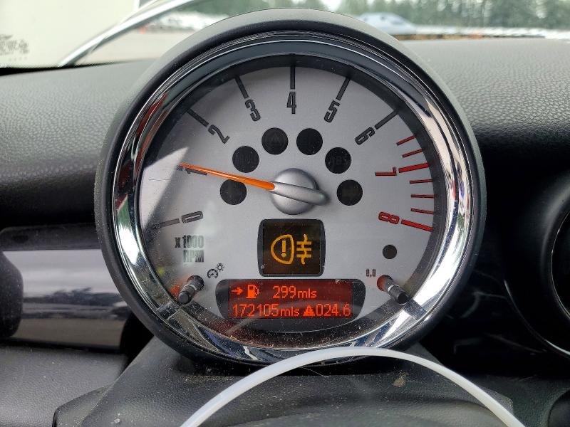 Photo 9 from auction – 2007 MINI COOPER with VIN WMWMF73577TL83361
