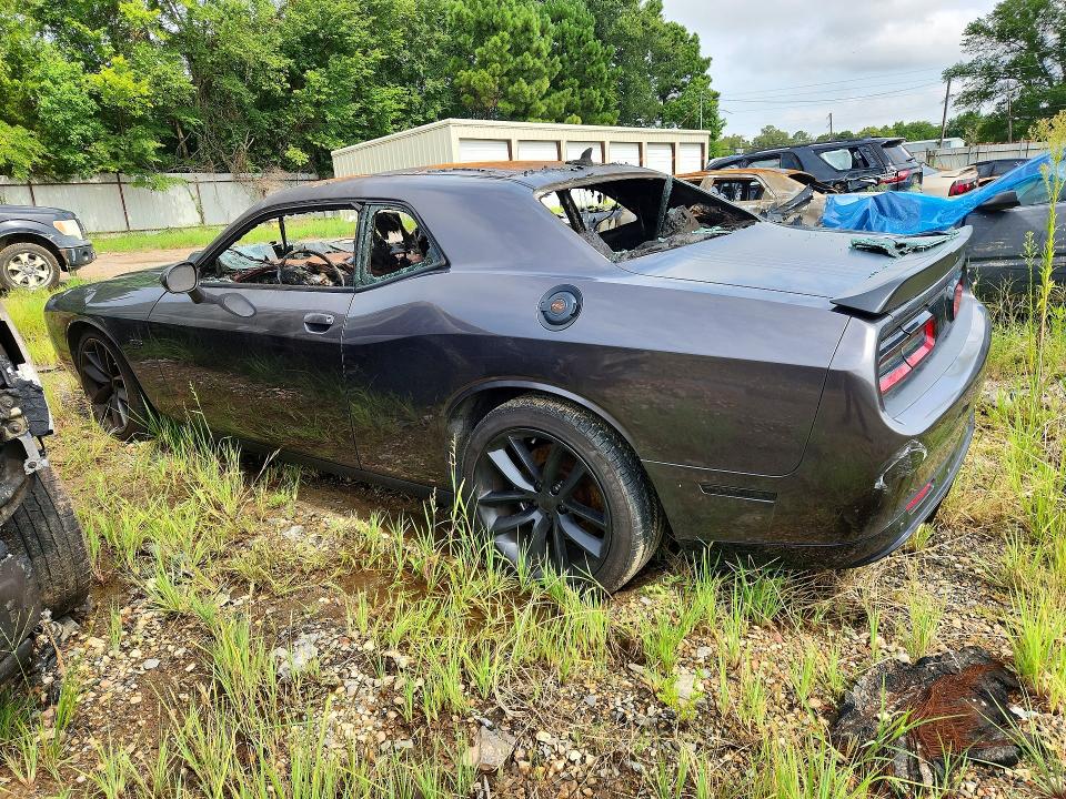 Photo 2 from auction – 2018 DODGE CHALLENGER with VIN 2C3CDZBT0JH175329