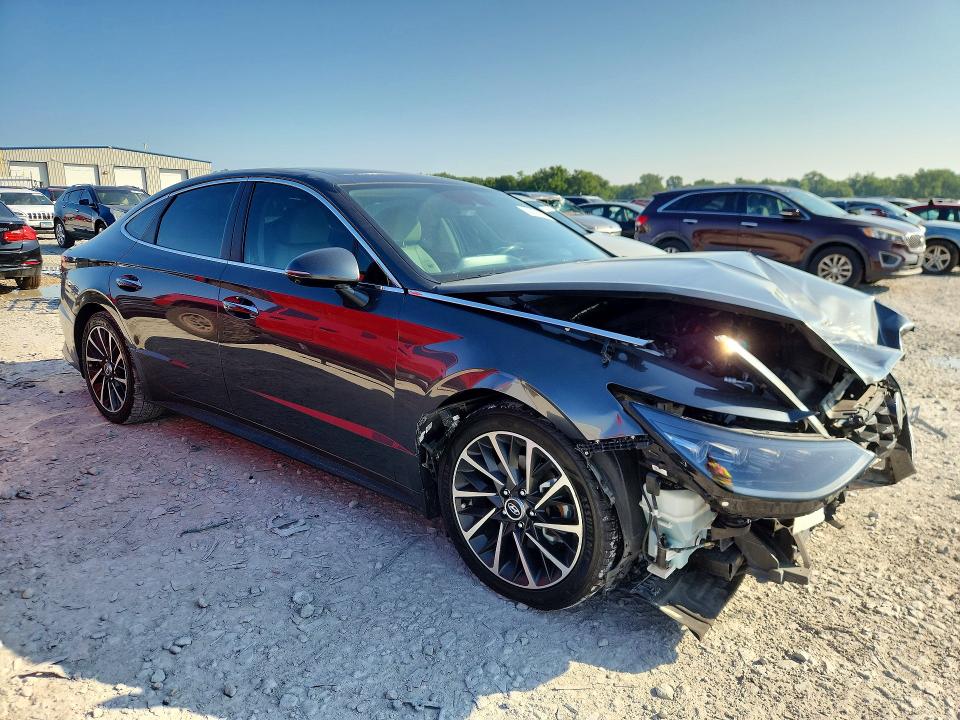 Photo 4 from auction – 2022 HYUNDAI SONATA with VIN KMHL34J29NA226403
