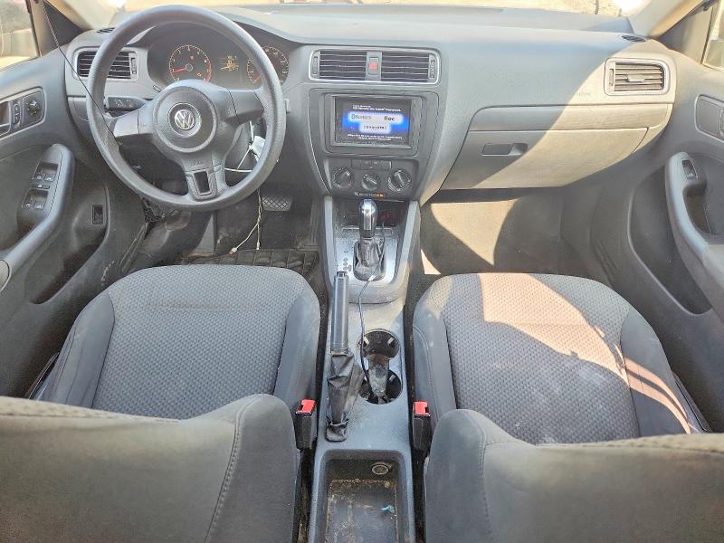 Photo 8 from auction – 2011 VOLKSWAGEN JETTA with VIN 3VW2K7AJ2BM364873