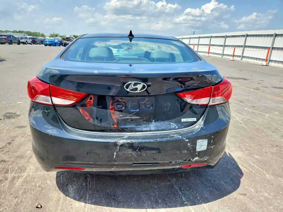 Photo 6 from auction – 2013 HYUNDAI ELANTRA with VIN 5NPDH4AE8DH249652