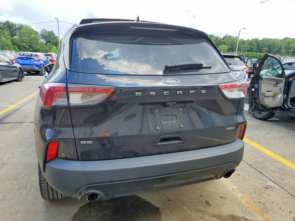 Photo 6 from auction – 2021 FORD ESCAPE with VIN 1FMCU9BZ6MUB15827