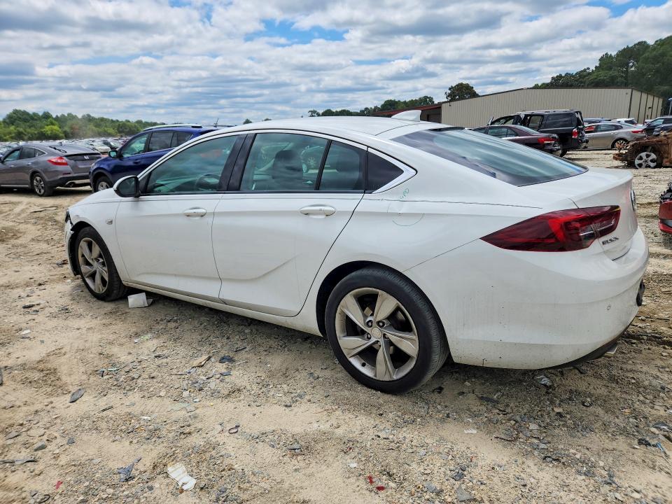 Photo 2 from auction – 2018 BUICK REGAL with VIN W04GL6SX8J1061752