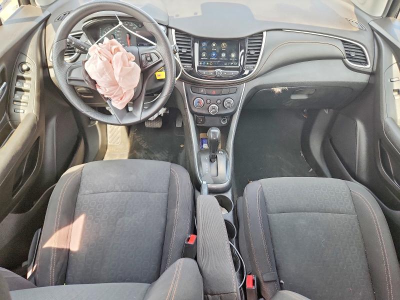 Photo 8 from auction – 2019 CHEVROLET TRAX with VIN 3GNCJKSB3KL165123