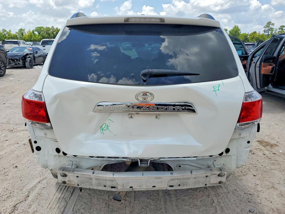 Photo 6 from auction – 2012 TOYOTA HIGHLANDER with VIN 5TDZA3EH5CS019214