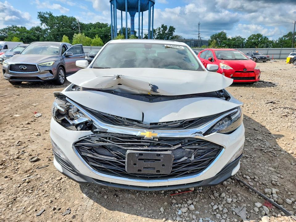 Photo 5 from auction – 2019 CHEVROLET MALIBU with VIN 1G1ZD5ST5KF109630