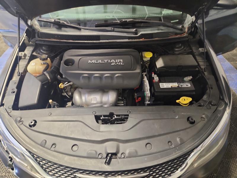 Photo 11 from auction – 2015 CHRYSLER 200 with VIN 1C3CCCAB6FN504624