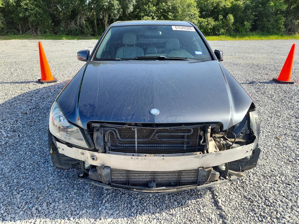 Photo 5 from auction – 2014 MERCEDES-BENZ C with VIN WDDGF4HB1EA960414