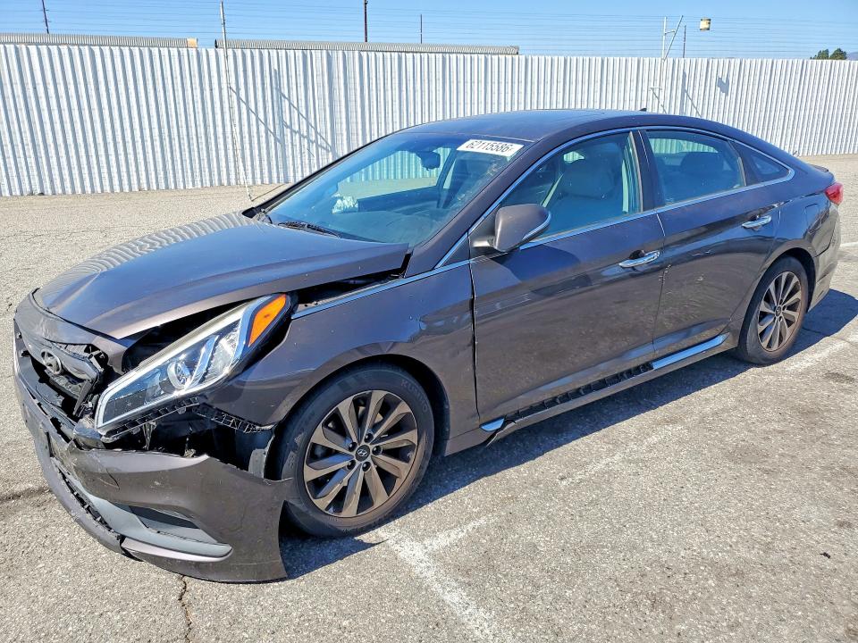 HYUNDAI SONATA 2016 with VIN 5NPE34AF4GH393330 - Photo from auction