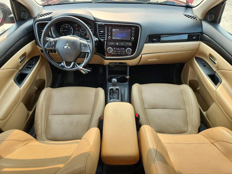 Photo 8 from auction – 2016 MITSUBISHI OUTLANDER with VIN JA4AD3A33GZ005261