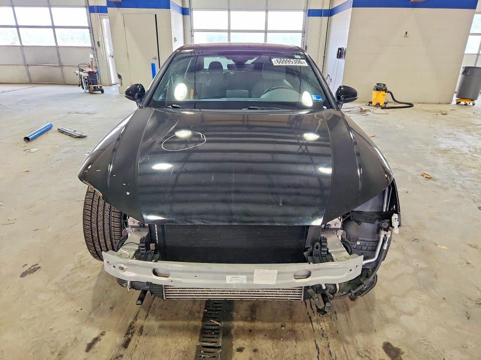 Photo 5 from auction – 2019 AUDI A4 with VIN WAUDNAF43KA115463