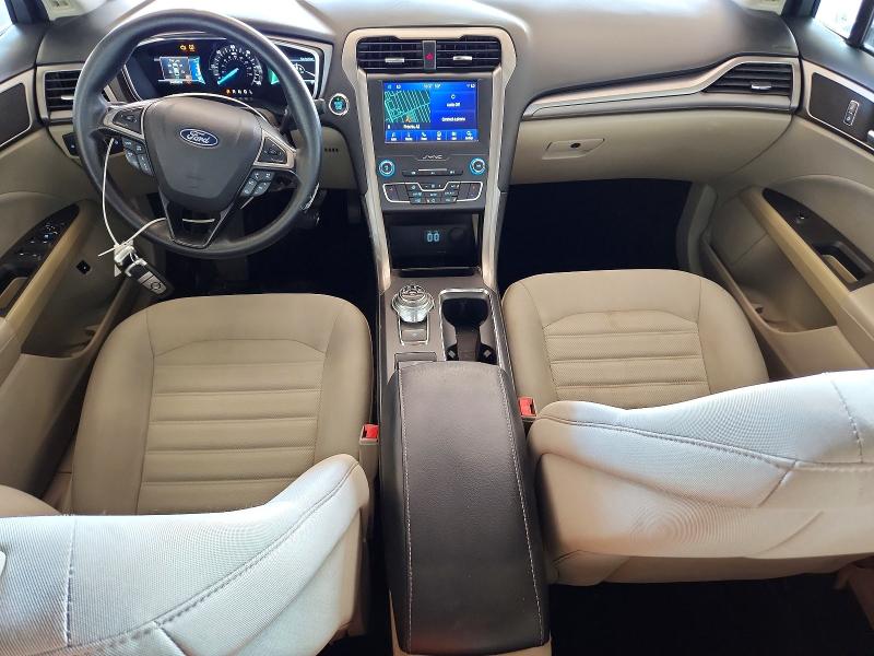 Photo 8 from auction – 2019 FORD FUSION with VIN 3FA6P0LU3KR221993