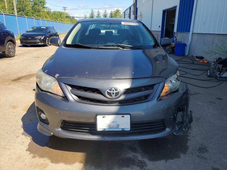 Photo 5 from auction – 2013 TOYOTA COROLLA with VIN 2T1BU4EE7DC979715