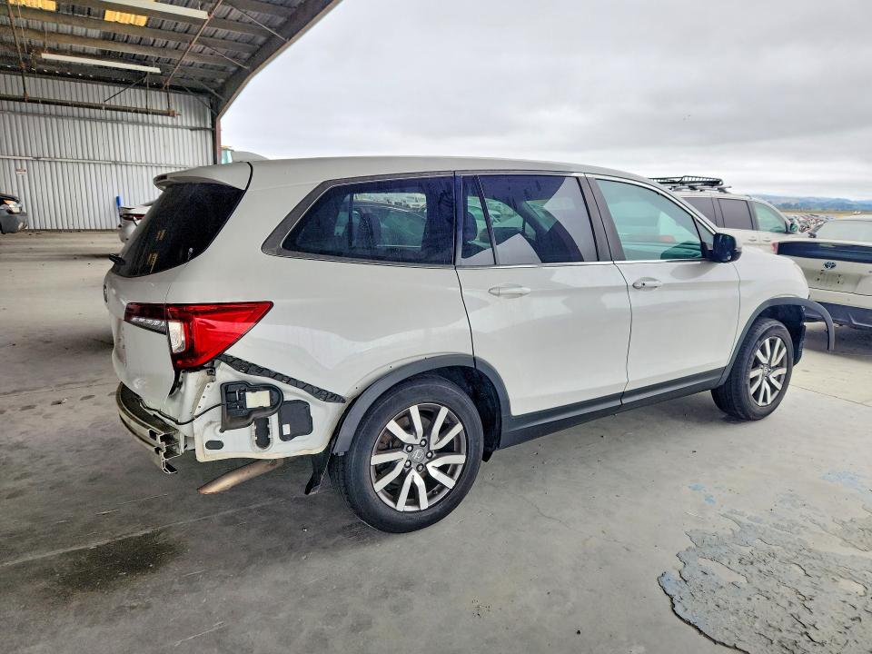 Zdjęcie 3 z aukcji – 2021 HONDA PILOT z VIN 5FNYF5H34MB002953