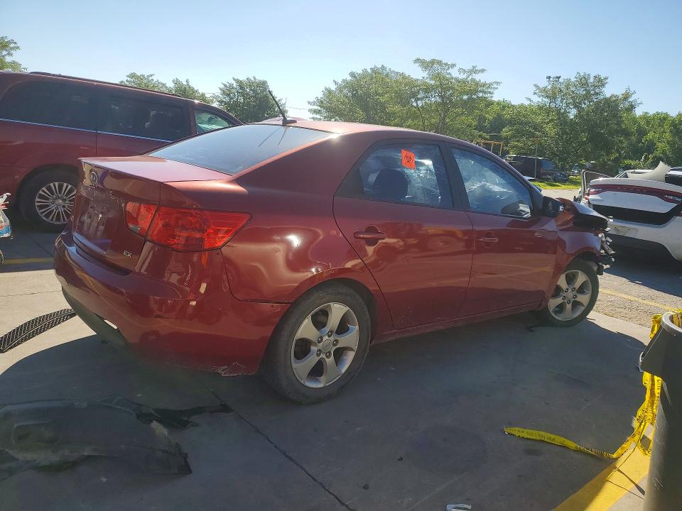 Photo 3 from auction – 2010 KIA FORTE with VIN KNAFU4A22A5128148