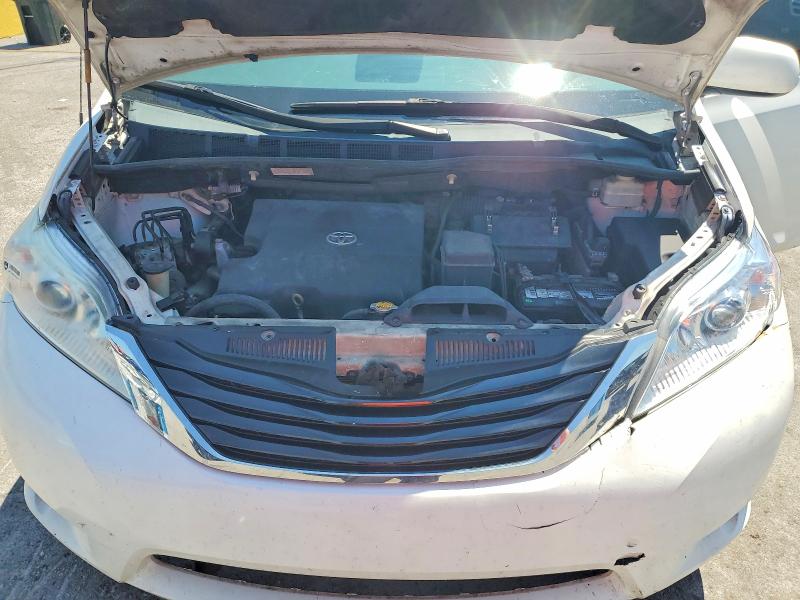 Photo 12 from auction – 2013 TOYOTA SIENNA with VIN 5TDYK3DC7DS320616