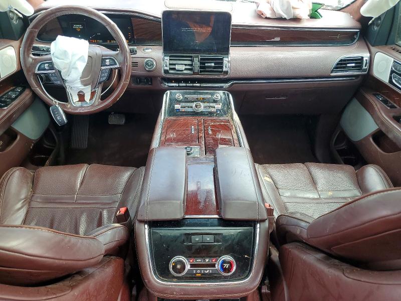 Photo 8 from auction – 2018 LINCOLN NAVIGATOR with VIN 5LMJJ2TT3JEL01992