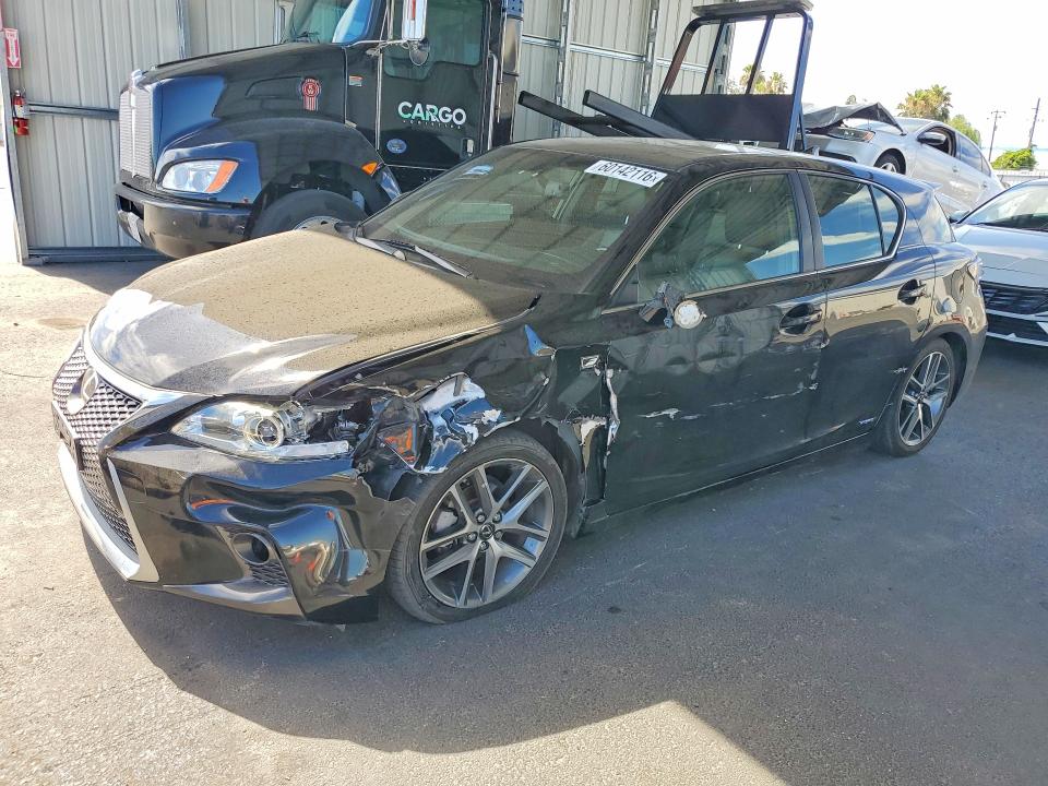 LEXUS CT 2015 with VIN JTHKD5BH5F2223529 - Photo from auction
