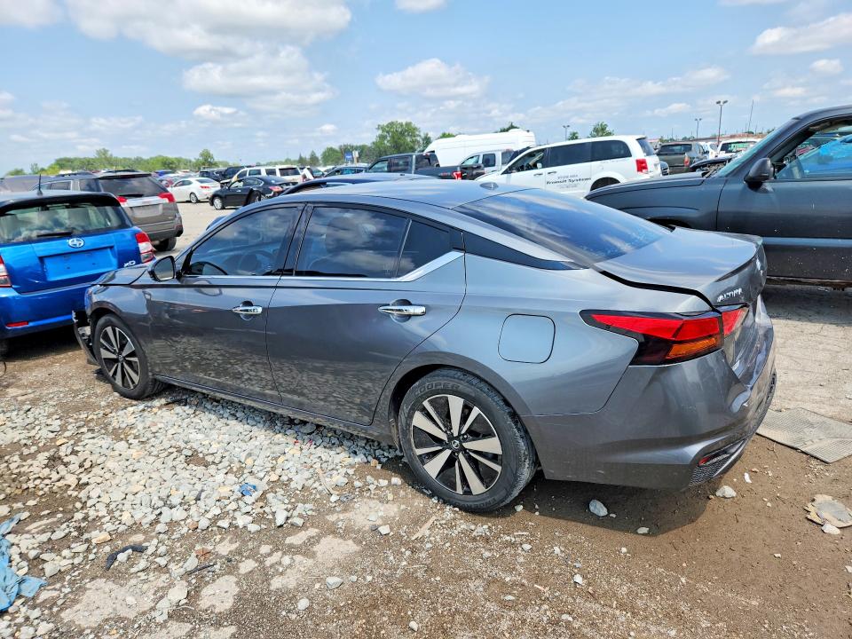 Photo 2 from auction – 2019 NISSAN ALTIMA with VIN 1N4BL4DV7KC121967