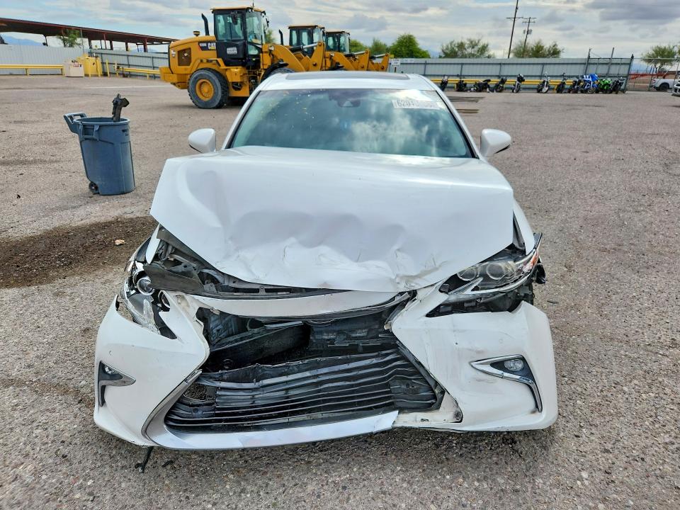 Photo 5 from auction – 2017 LEXUS ES with VIN 58ABK1GG6HU067979