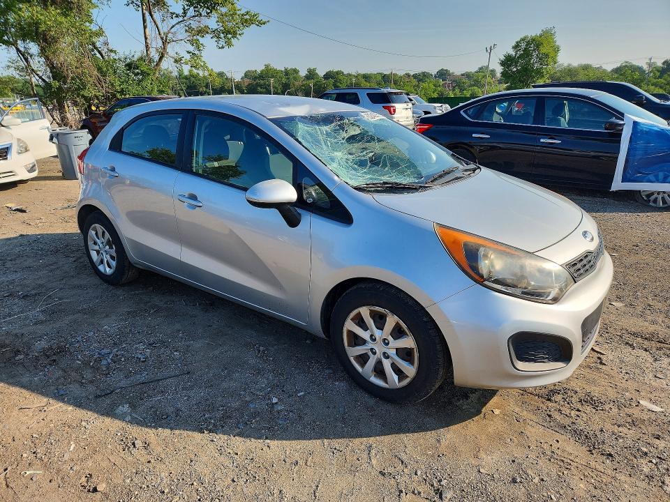 Photo 4 from auction – 2013 KIA RIO with VIN KNADM5A38D6181716