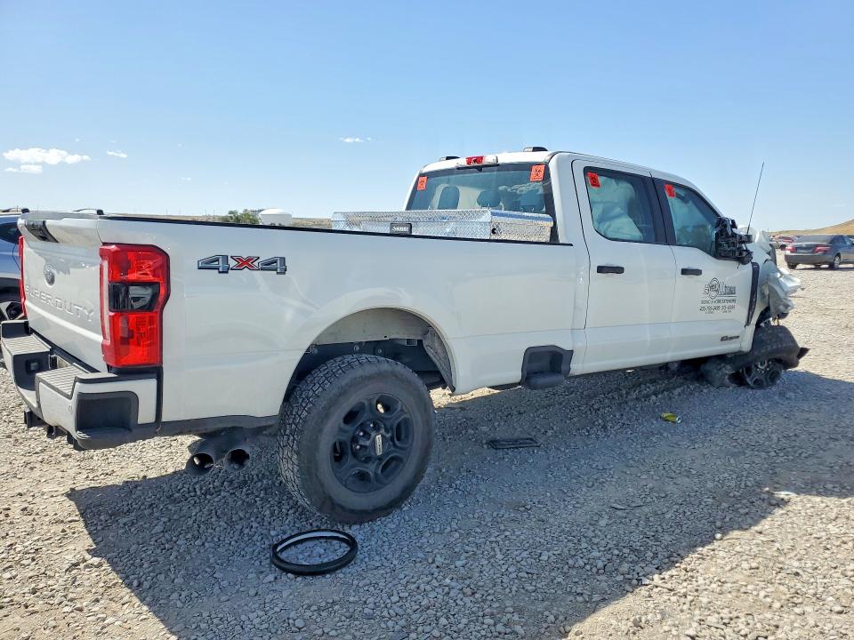 Photo 3 from auction – 2024 FORD F350 with VIN 1FT8W3BT6REC17269
