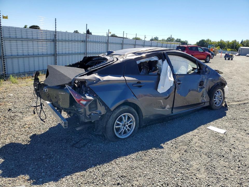 Photo 3 from auction – 2017 TOYO PRIUS with VIN JTDKBRFU4H3575522