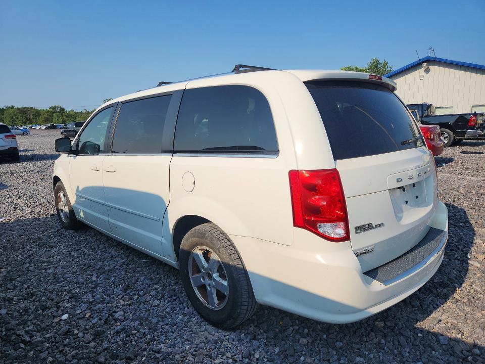 Photo 2 from auction – 2011 DODGE GRAND CARAVAN with VIN 2D4RN5DG6BR700050