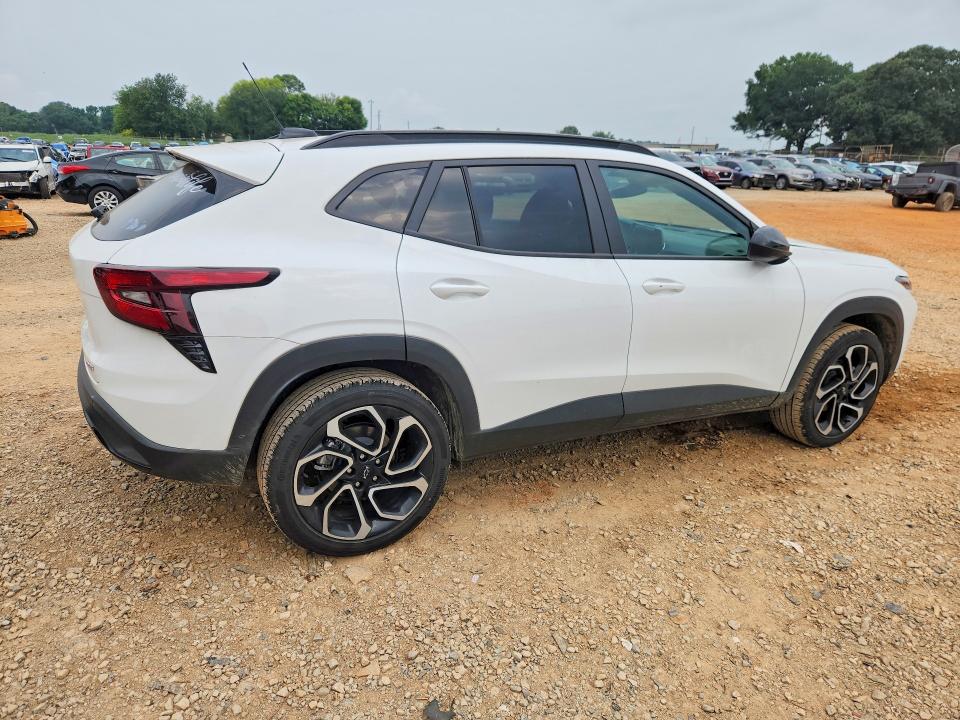 Photo 3 from auction – 2025 CHEVROLET TRAX with VIN KL77LJEP0SC268577