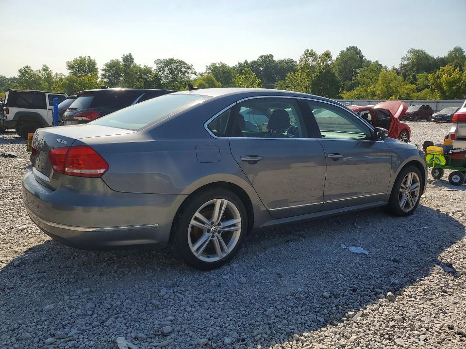Photo 3 from auction – 2014 VOLKSWAGEN PASSAT with VIN 1VWCN7A33EC099495