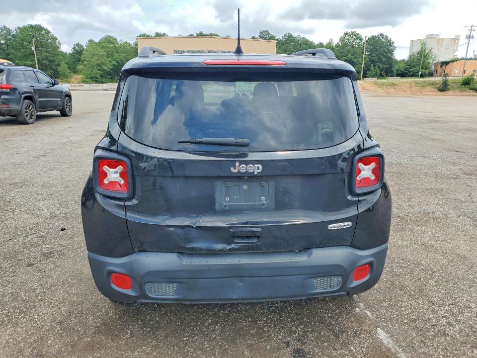 Photo 6 from auction – 2018 JEEP RENEGADE with VIN ZACCJABB0JPJ60189