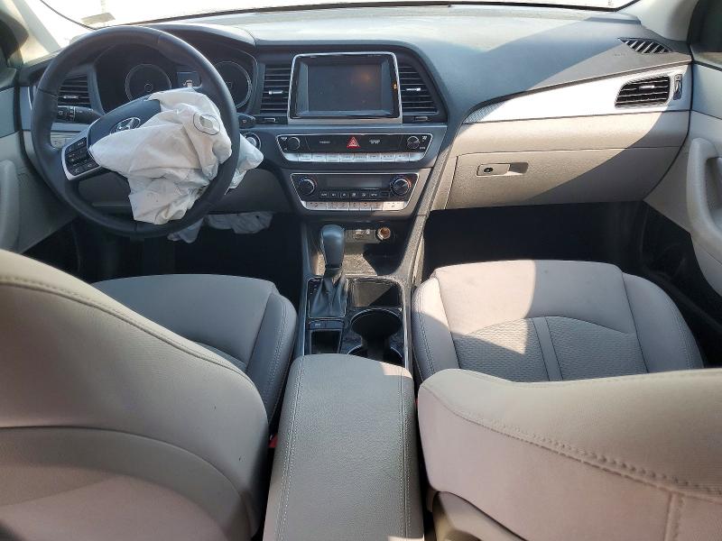 Photo 8 from auction – 2019 HYUNDAI SONATA with VIN 5NPE34AFXKH734528