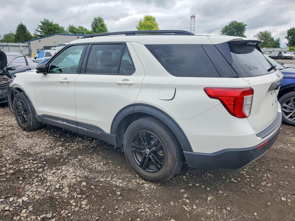 Photo 2 from auction – 2021 FORD EXPLORER with VIN 1FMSK8DH5MGC49355