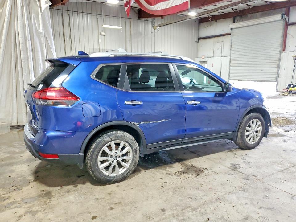 Photo 3 from auction – 2017 NISSAN ROGUE with VIN 5N1AT2MVXHC811811