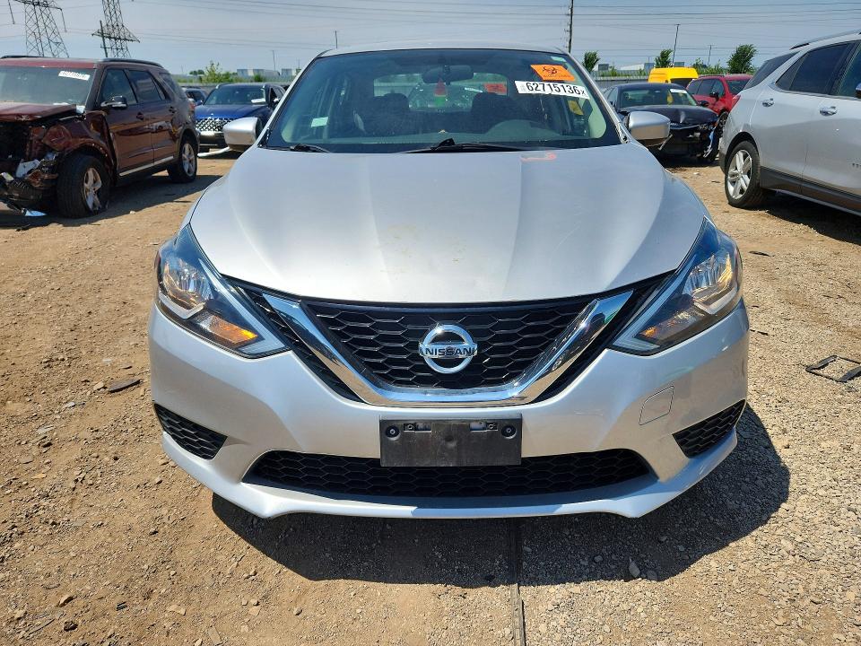 Photo 5 from auction – 2017 NISSAN SENTRA with VIN 3N1AB7AP8HY352413