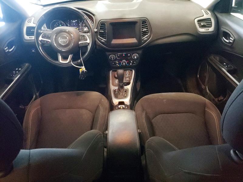 Photo 8 from auction – 2019 JEEP COMPASS with VIN 3C4NJDAB2KT703356