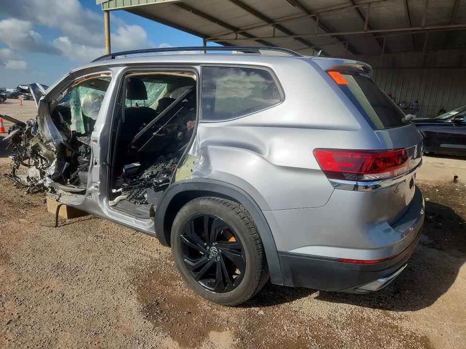 Photo 2 from auction – 2021 VOLKSWAGEN ATLAS with VIN 1V2JP2CA7MC595836